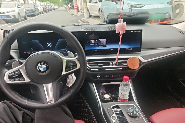 Used BMW 4 Series 2023 425i M Sport Package Center Console
