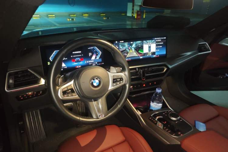 Used BMW 4 Series 2023 425i M Sport Night Edition Center Console
