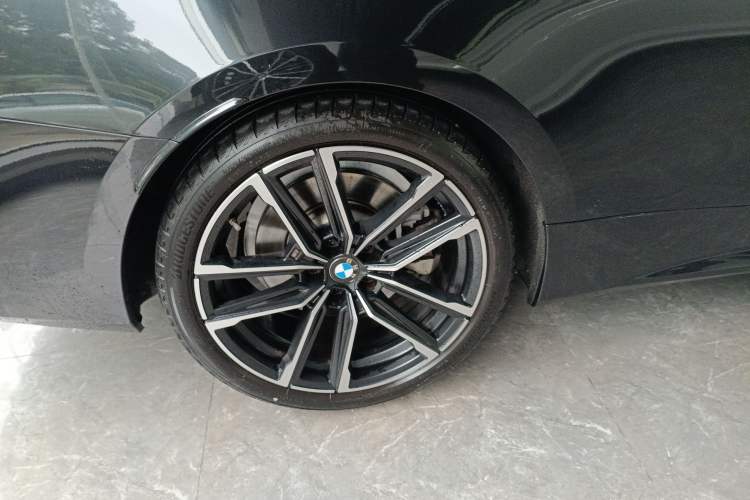 Used BMW 4 Series 2023 430i M Sport Night Edition Exterior 5