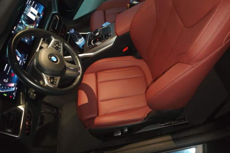 Used BMW 4 Series 2023 425i M Sport Night Edition Left Front Seat