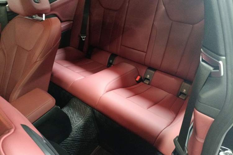 Used BMW 4 Series 2023 430i M Sport Night Edition Left Rear Seat