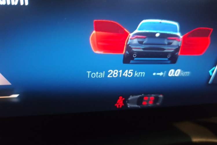 Used BMW 4 Series 2023 425i M Sport Night Edition Odometer Close Up