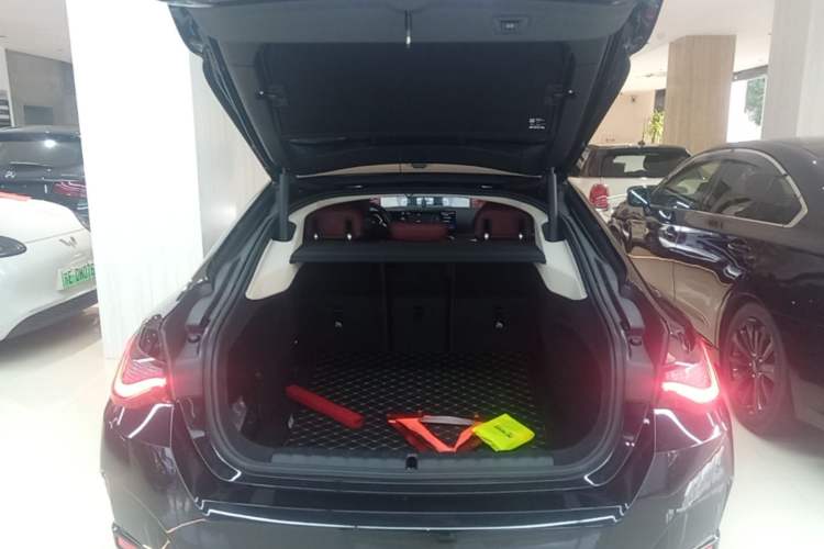 Used BMW 4 Series 2023 425i Gran Coupe M Sport Package Trunk