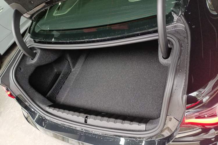 Used BMW 4 Series 2023 430i M Sport Night Edition Trunk