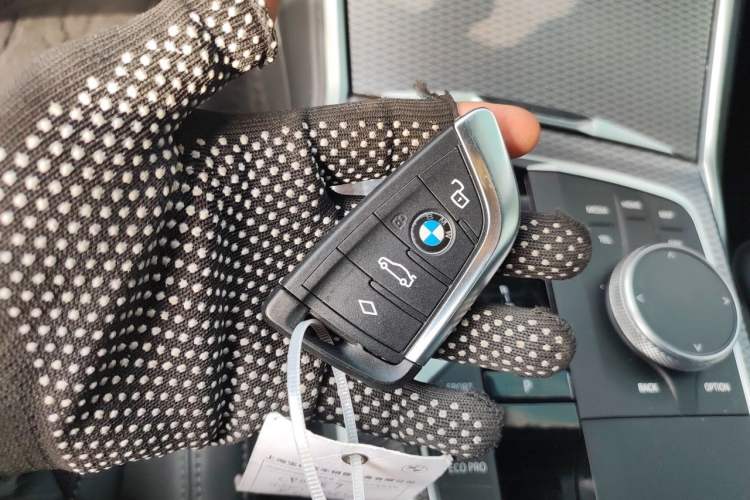 Used BMW 4 Series 2023 425i M Sport Night Edition Vehicle Key