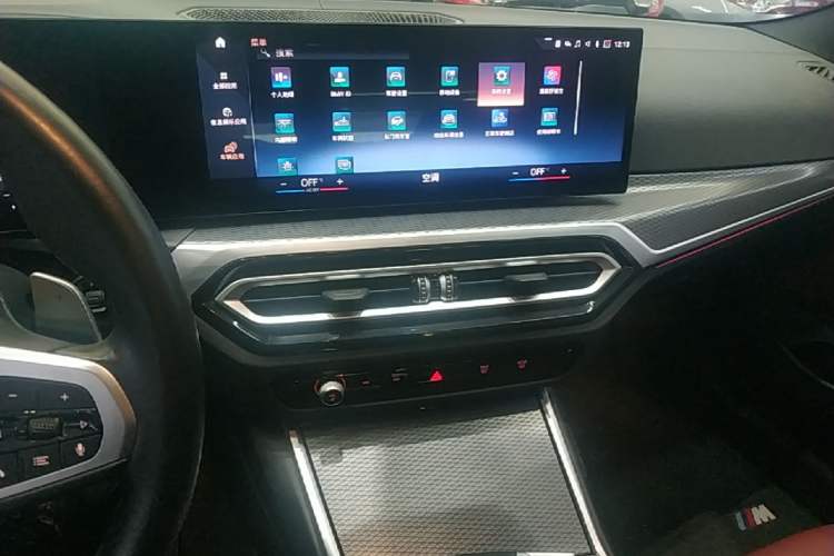 Used BMW 4 Series 2023 425i M Sport Night Edition Audio And AC Panel