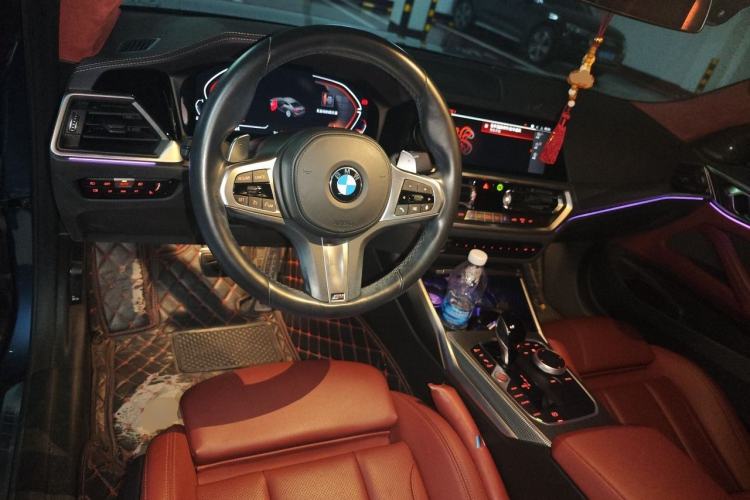 Used BMW 4 Series 2023 425i M Sport Night Edition Center Console