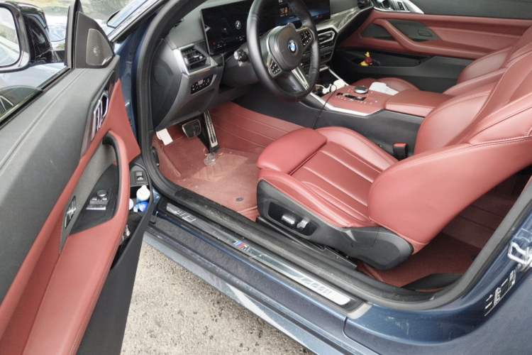 Used BMW 4 Series 2023 430i M Sport Night Edition Driver Seat