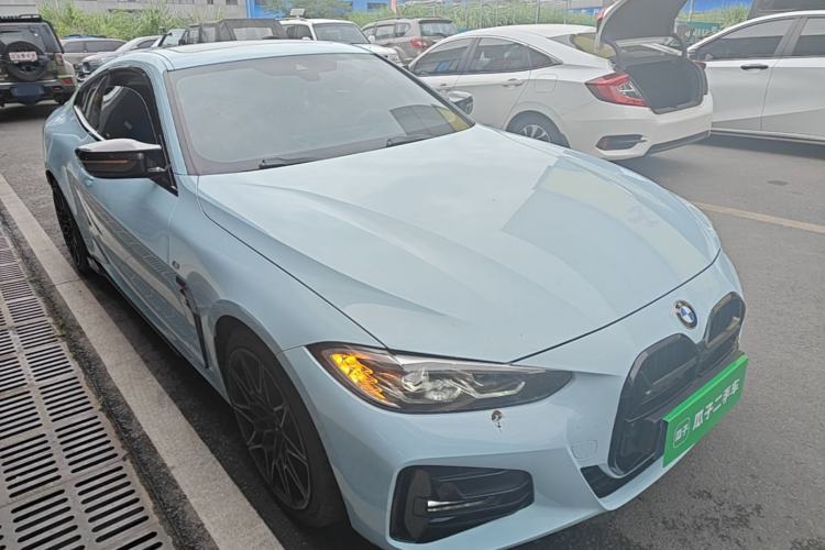 Used BMW 4 Series 2023 425i M Sport Package Front Right 45 Deg