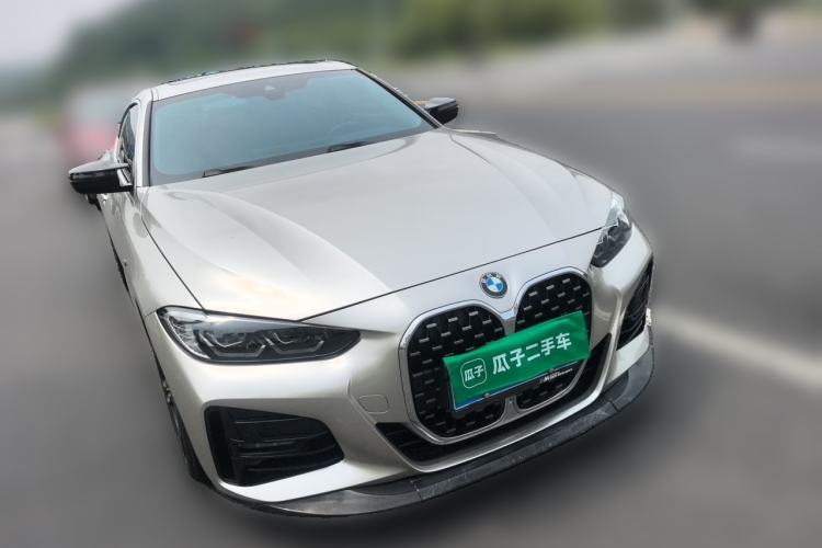 Used BMW 4 Series 2023 425i M Sport Package Front Right 45 Deg