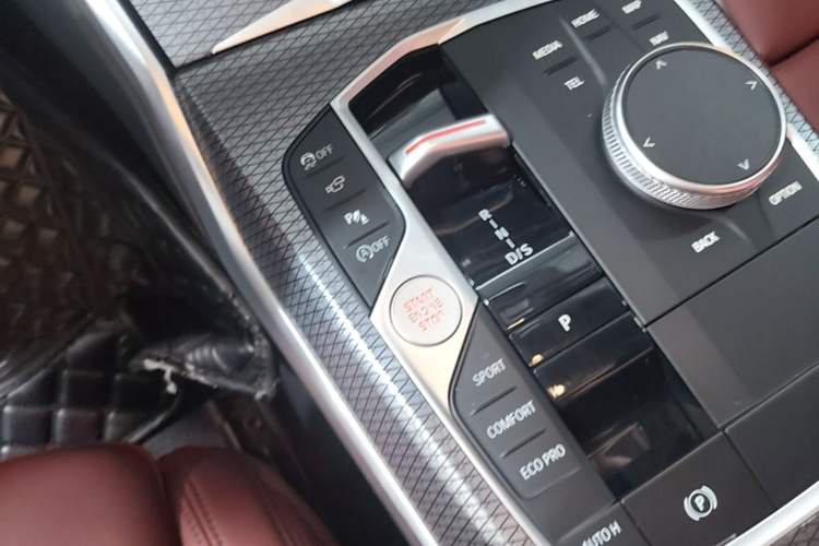 Used BMW 4 Series 2023 425i M Sport Night Edition Gear Lever