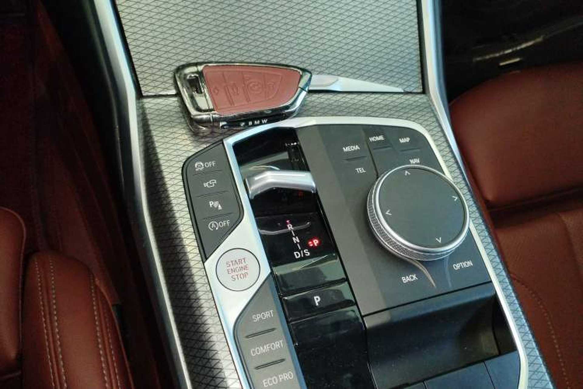 Used BMW 4 Series 2023 425i Convertible M Sport Night Edition Package Gear Lever