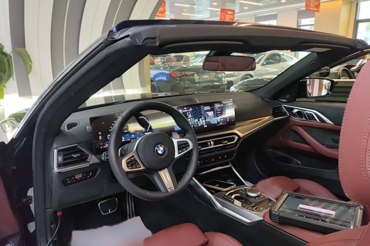 Used BMW 4 Series 2023 425i Convertible M Sport Night Edition Package Interior 2