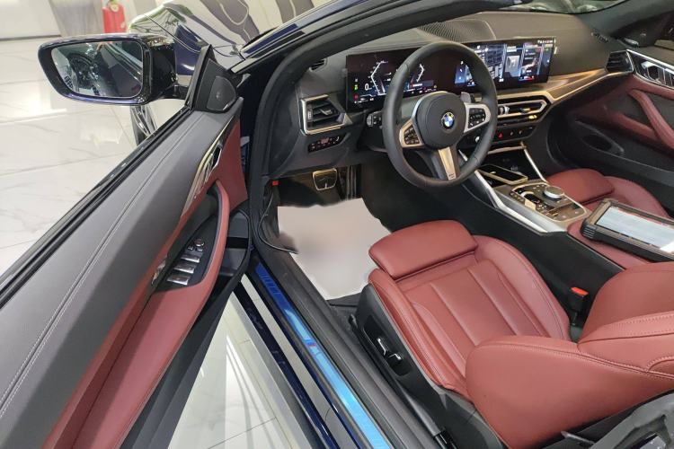 Used BMW 4 Series 2023 425i Convertible M Sport Night Edition Package Interior 3