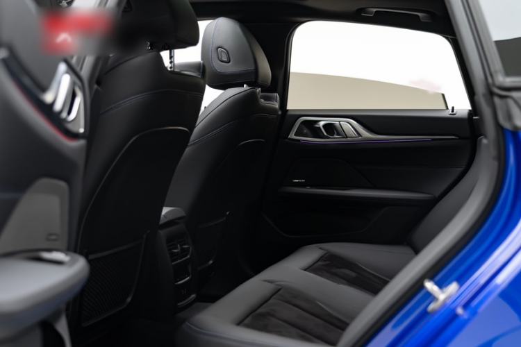 Used BMW 4 Series 2023 430i Gran Coupe M Sport Night Edition Interior 9