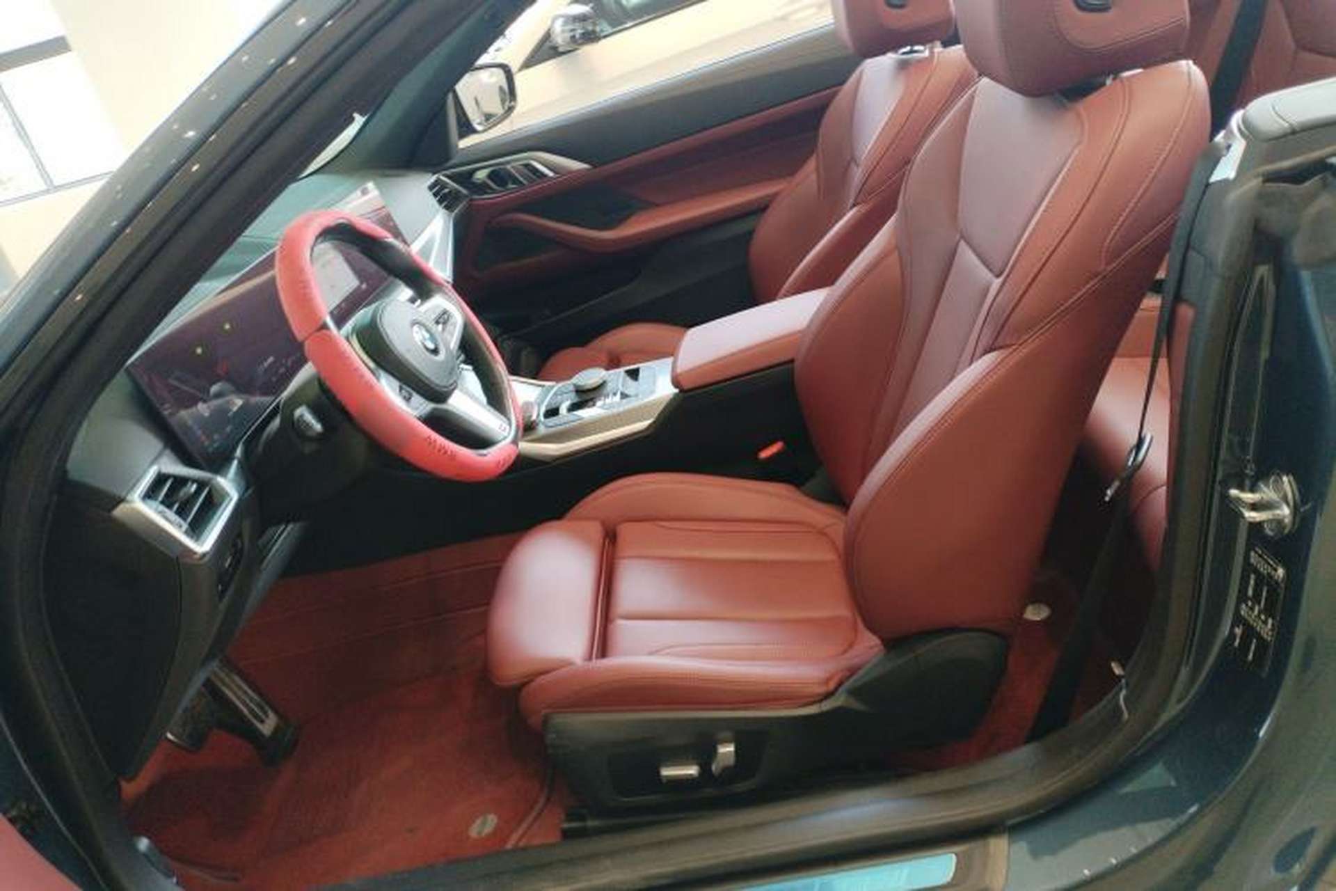 Used BMW 4 Series 2023 425i Convertible M Sport Night Edition Package Left Front Seat