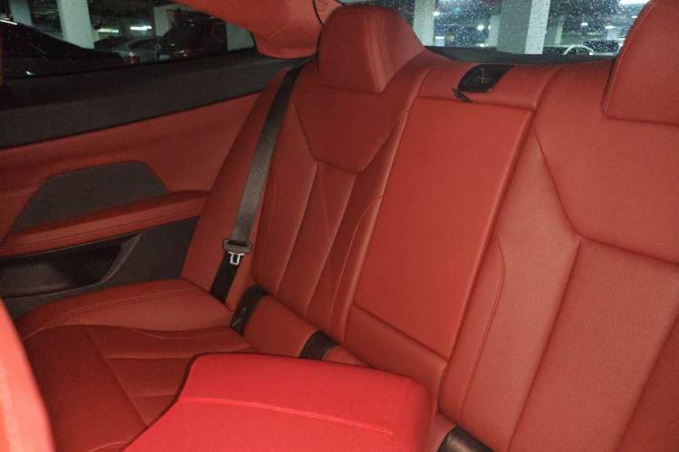 Used BMW 4 Series 2023 425i M Sport Night Edition Left Rear Seat