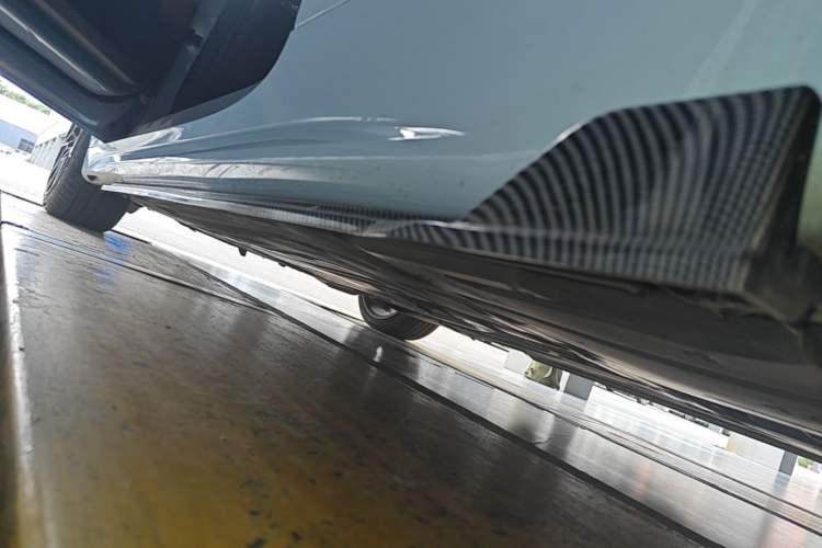 Used BMW 4 Series 2023 425i M Sport Package Left Side Sill