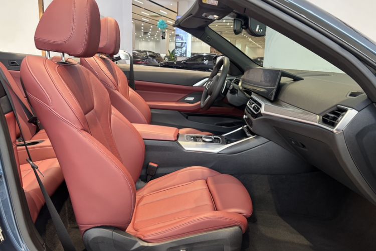 Used BMW 4 Series 2023 425i Convertible M Sport Night Edition Package Right Front Seat