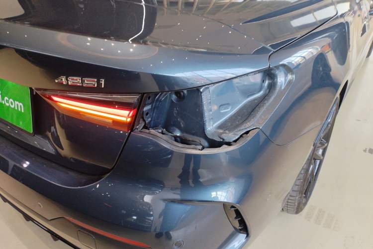 Used BMW 4 Series 2023 425i Convertible M Sport Night Edition Package Right Rear Taillight