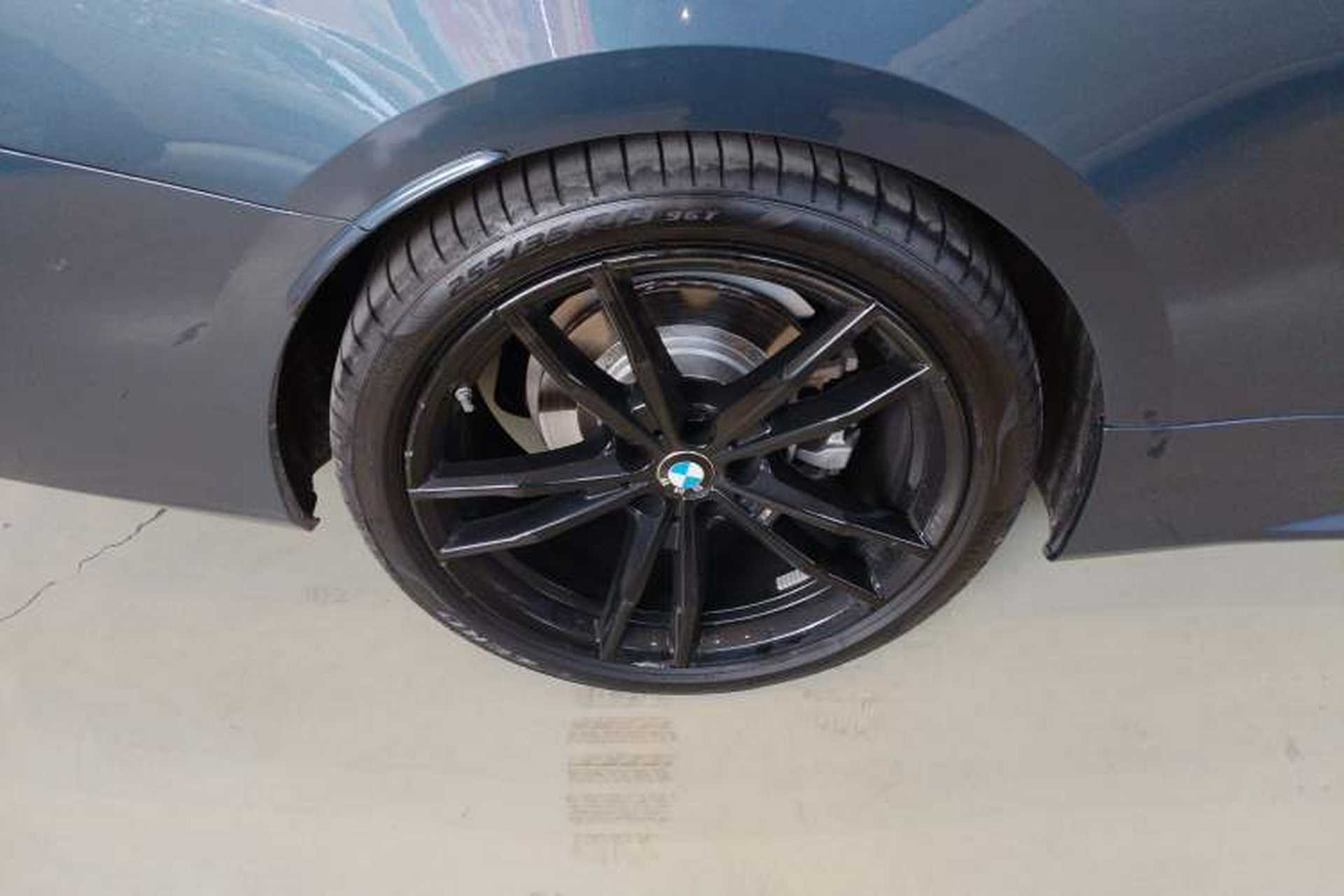 Used BMW 4 Series 2023 425i Convertible M Sport Night Edition Package Right Rear Wheel Hub