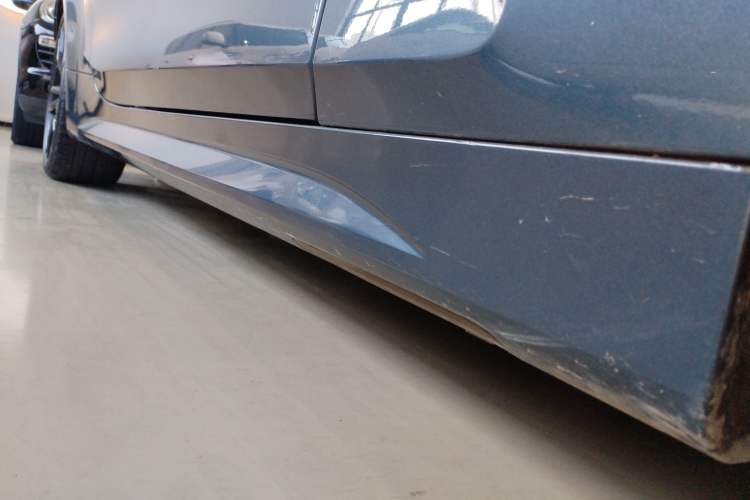 Used BMW 4 Series 2023 425i Convertible M Sport Night Edition Package Right Side Sill
