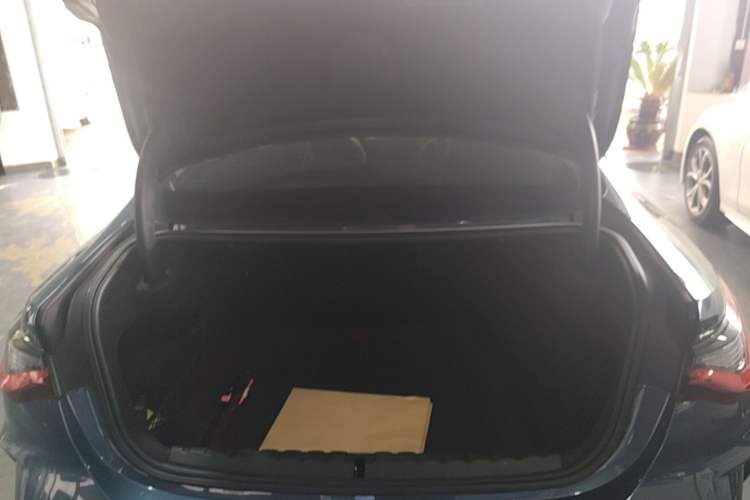 Used BMW 4 Series 2023 425i M Sport Night Edition Trunk