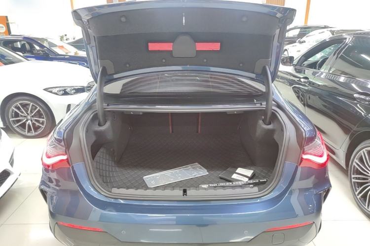 Used BMW 4 Series 2023 425i M Sport Package Trunk