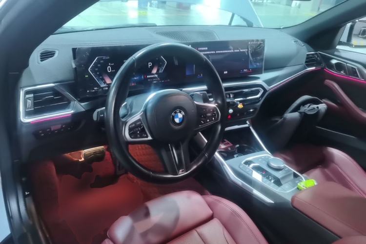 Used BMW 4 Series 2023 425i Convertible M Sport Package Center Console