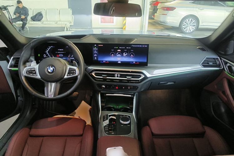 Used BMW 4 Series 2023 430i Gran Coupe M Sport Night Edition Center Console