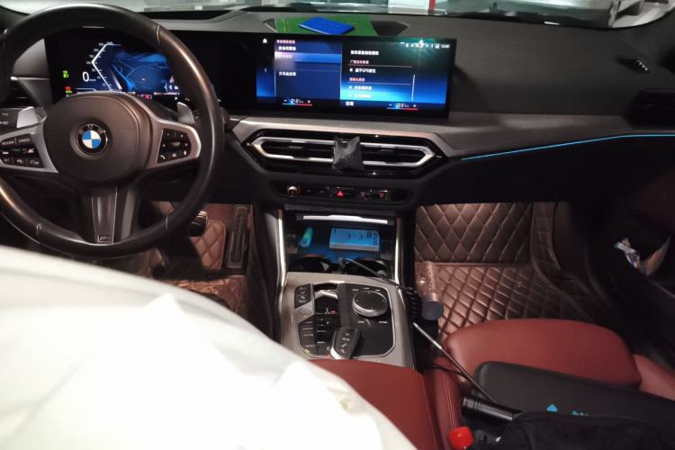 Used BMW 4 Series 2023 430i M Sport Night Edition Center Console