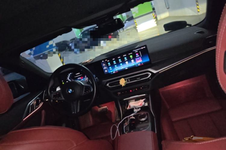 Used BMW 4 Series 2023 425i Convertible M Sport Package Center Console