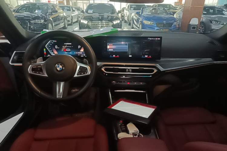 Used BMW 4 Series 2023 425i Gran Coupe M Sport Package Center Console