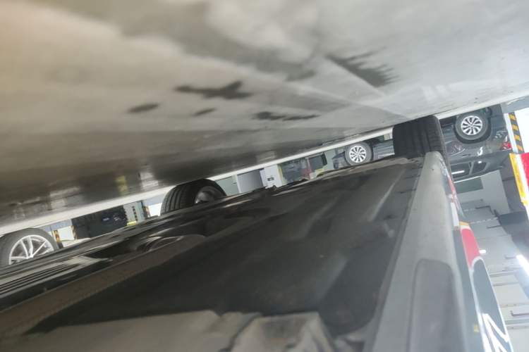 Used BMW 4 Series 2023 425i M Sport Night Edition Chassis Front Right
