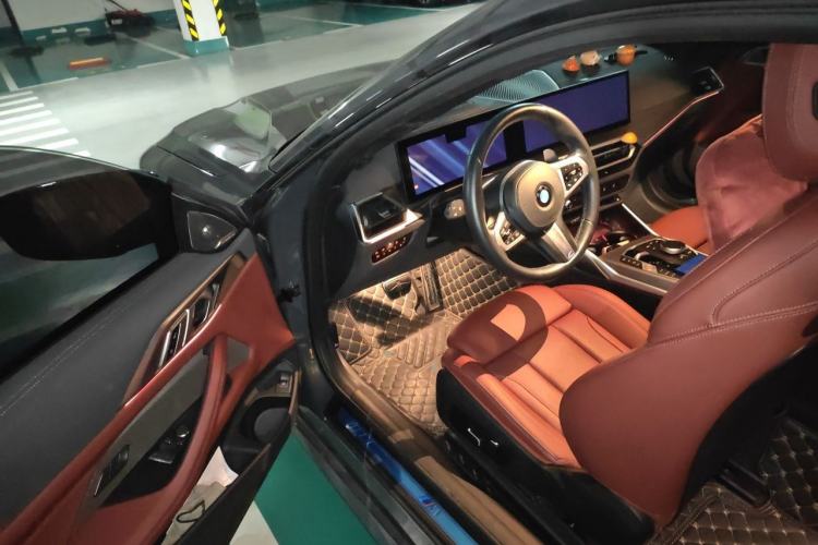 Used BMW 4 Series 2023 425i M Sport Night Edition Driver Seat