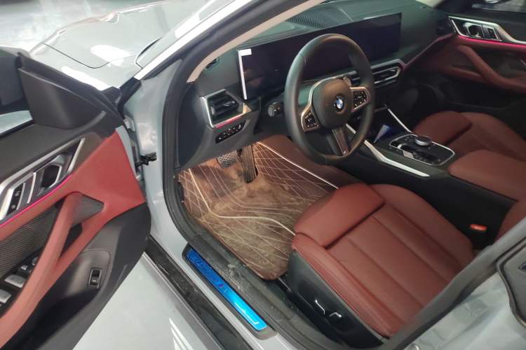 Used BMW 4 Series 2023 425i Gran Coupe M Sport Package Driver Seat