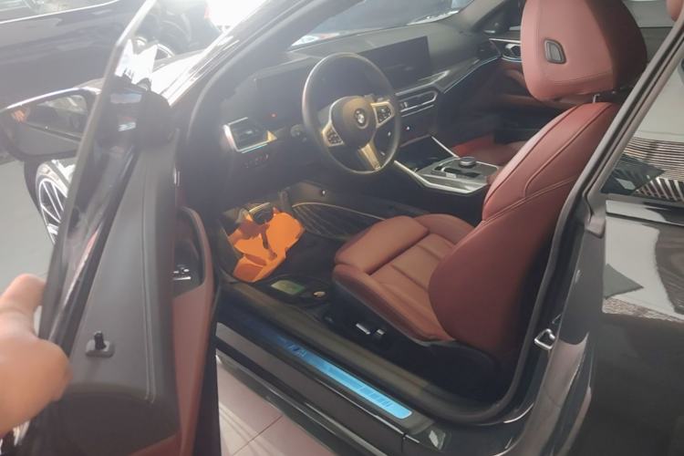 Used BMW 4 Series 2023 430i M Sport Night Edition Driver Seat