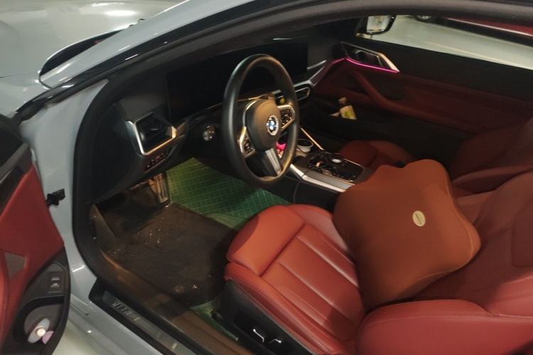 Used BMW 4 Series 2023 425i M Sport Night Edition Driver Seat