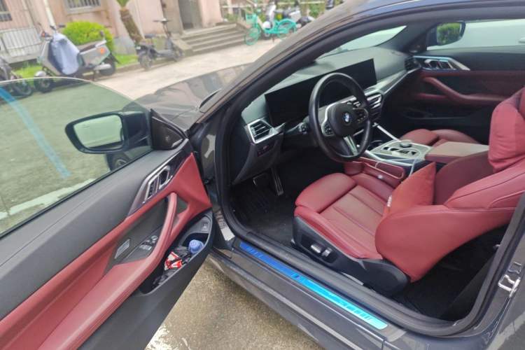 Used BMW 4 Series 2023 430i M Sport Night Edition Driver Seat