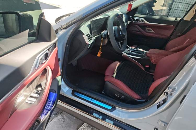 Used BMW 4 Series 2023 425i Gran Coupe M Sport Package Driver Seat