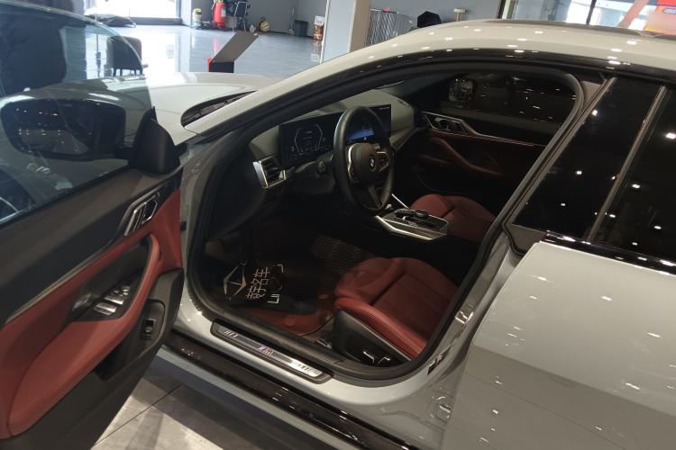 Used BMW 4 Series 2023 425i Gran Coupe M Sport Night Edition Package Driver Seat