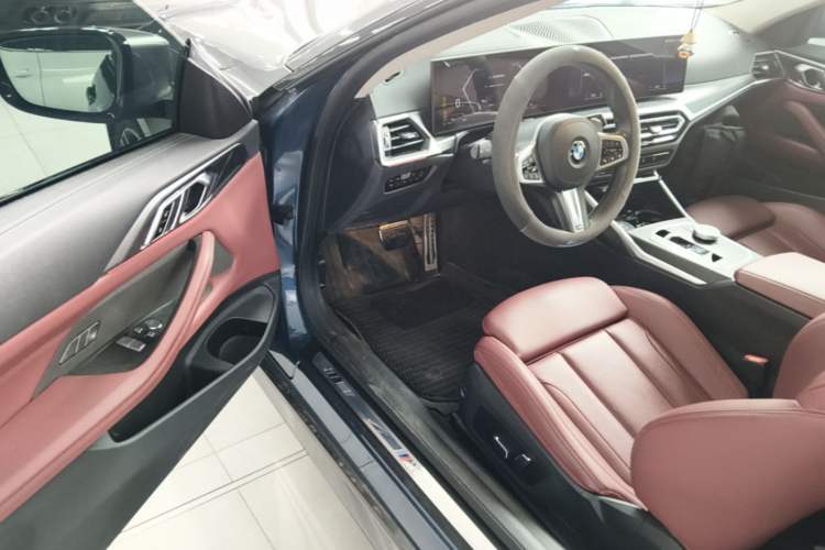 Used BMW 4 Series 2023 425i M Sport Package Driver Seat