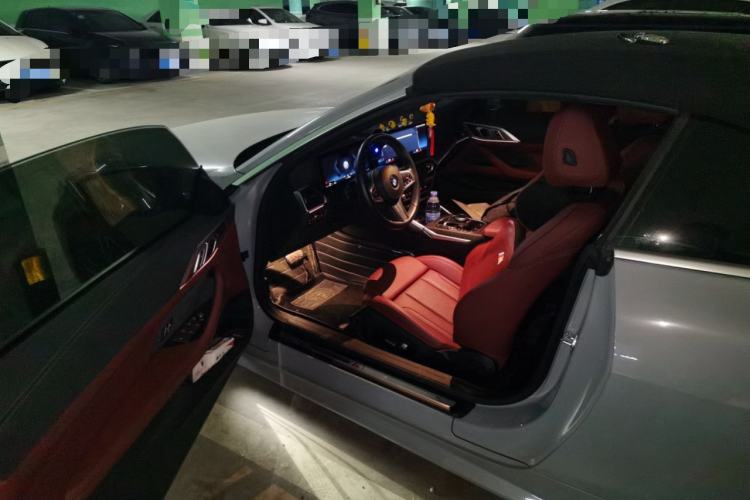 Used BMW 4 Series 2023 425i Convertible M Sport Package Driver Seat