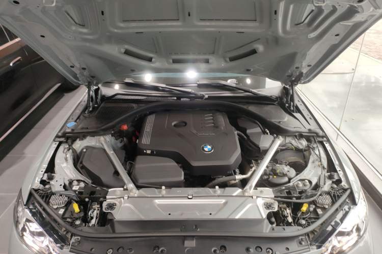 Used BMW 4 Series 2023 425i M Sport Package Engine Bay