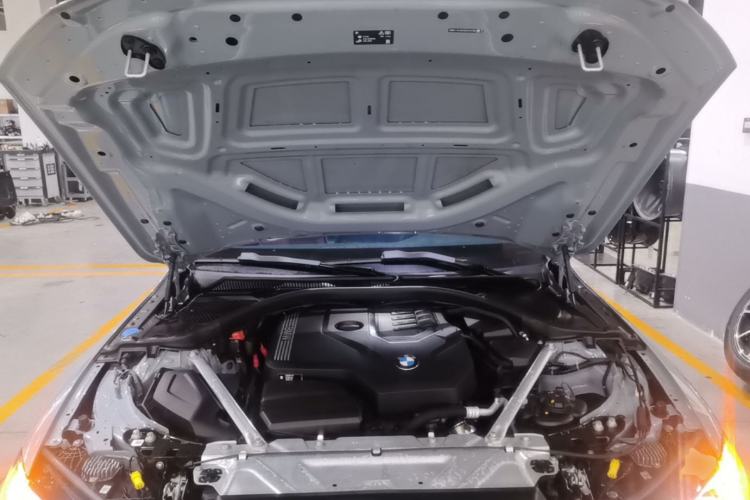 Used BMW 4 Series 2023 425i Convertible M Sport Package Engine Bay