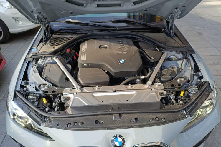 Used BMW 4 Series 2023 425i M Sport Package Engine Bay