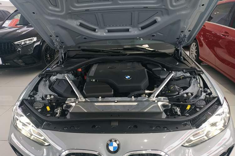 Used BMW 4 Series 2023 425i M Sport Package Engine Bay