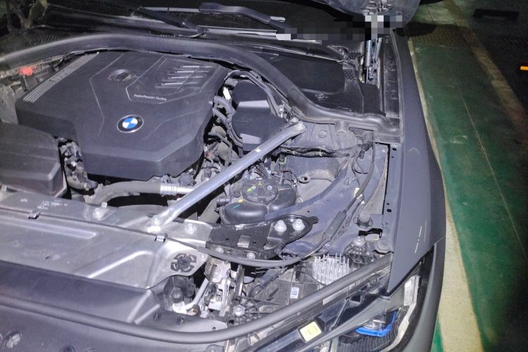 Used BMW 4 Series 2023 425i M Sport Night Edition Engine Bay Left
