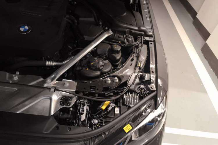 Used BMW 4 Series 2023 430i M Sport Night Edition Engine Bay Left
