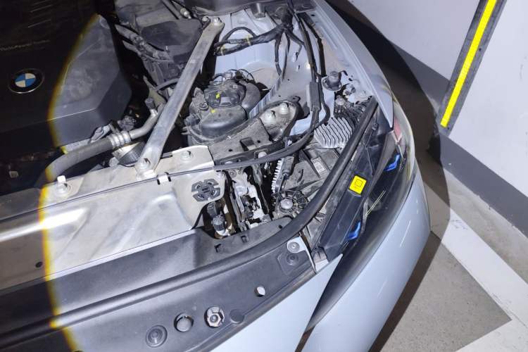 Used BMW 4 Series 2023 425i Gran Coupe M Sport Night Edition Package Engine Bay Left